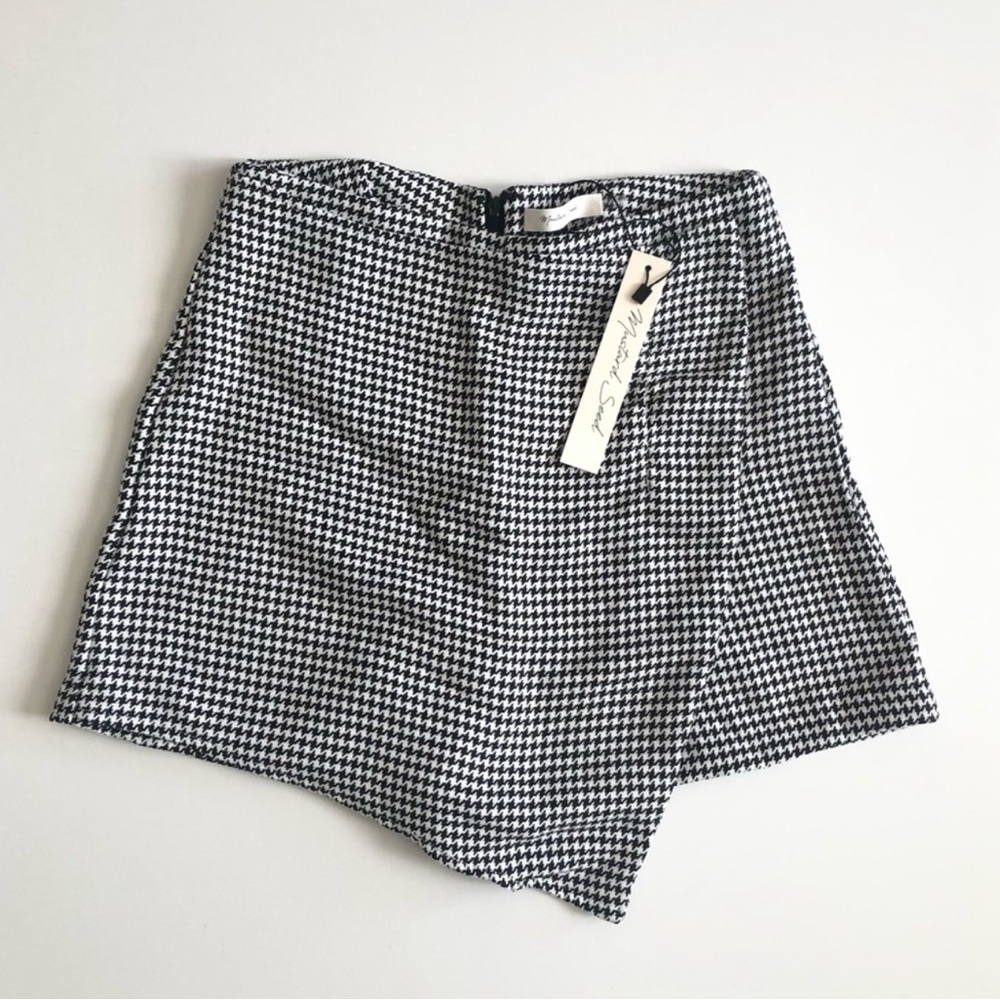 Mustard Seed Houndstooth Black & White Skort Small